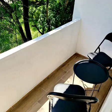 Fresh & Cozy Flat Near Cathedral ヴァルナ